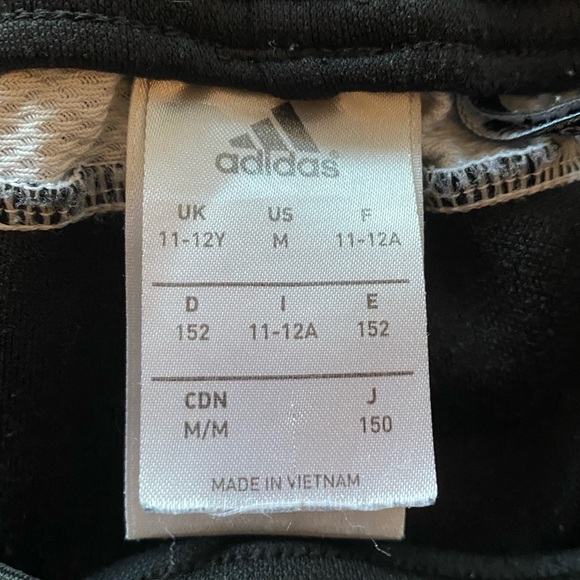 adidas Tiro track pant size 11/12 boys - Picture 4 of 6